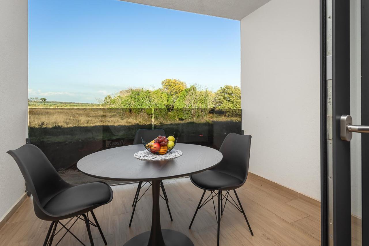 Residence Del Mar Emotion Лижнян Экстерьер фото